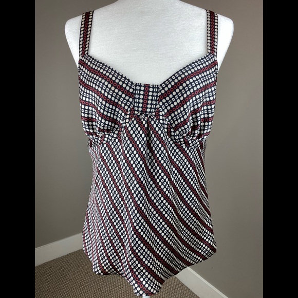 LOFT Tops - NWT LOFT FLOWY BLOUSE TANK